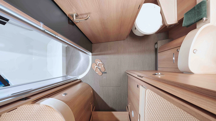 Carthago Komfort-Raumbad und Umkleidezimmer 