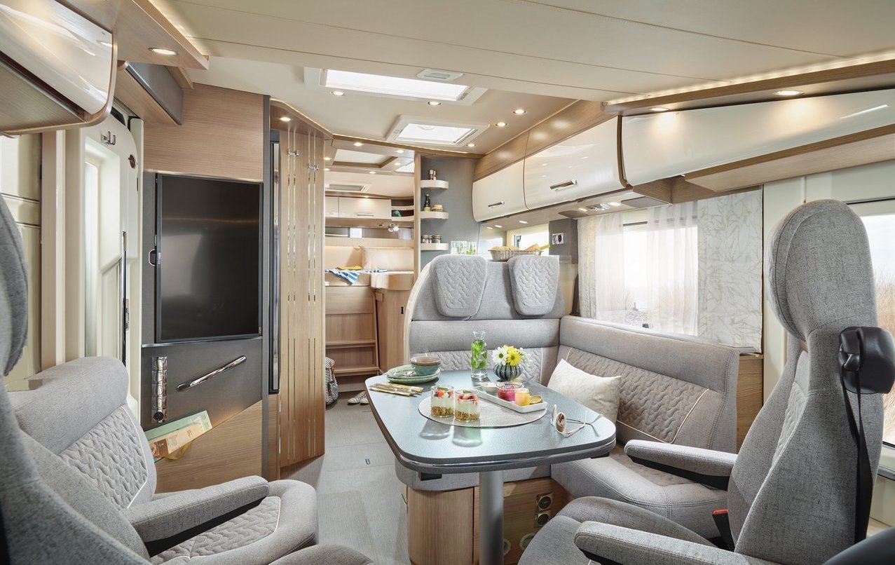 Interieur Durchsicht von vorne nach hinten mit der Stilwelt casablanca 2 beim C2-tourer I 145 RB-LE