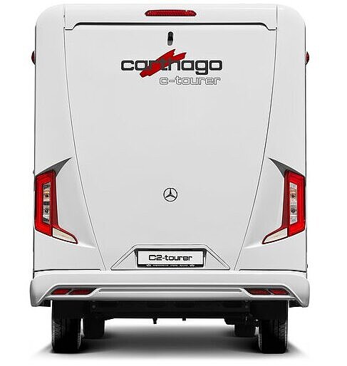 Carthago Wohnmobil C2-tourer Heckansicht auf weißem Hintergrund 