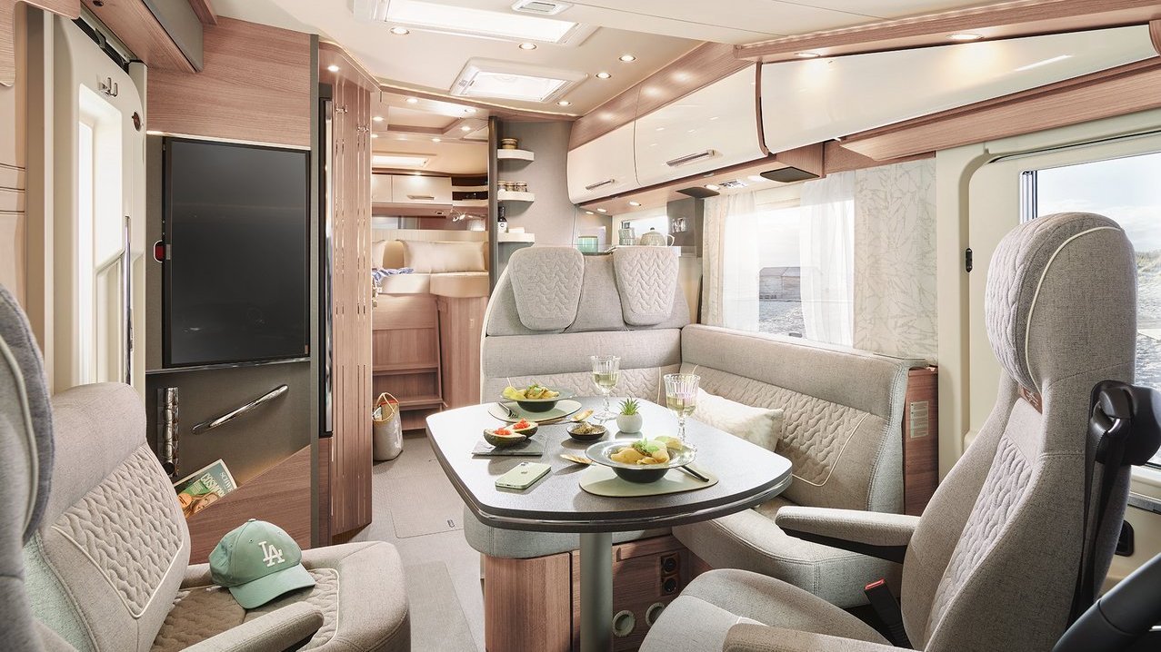Interieur Durchsicht von vorne nach hinten mit der Stilwelt casablanca 2 beim C2-tourer I 145 RB-LE