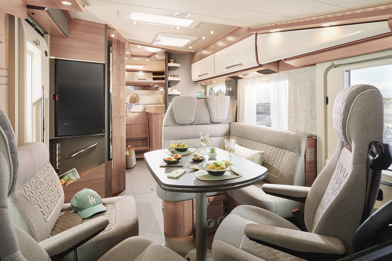 Interieur Durchsicht von vorne nach hinten mit der Stilwelt casablanca 2 beim C2-tourer I 145 RB-LE