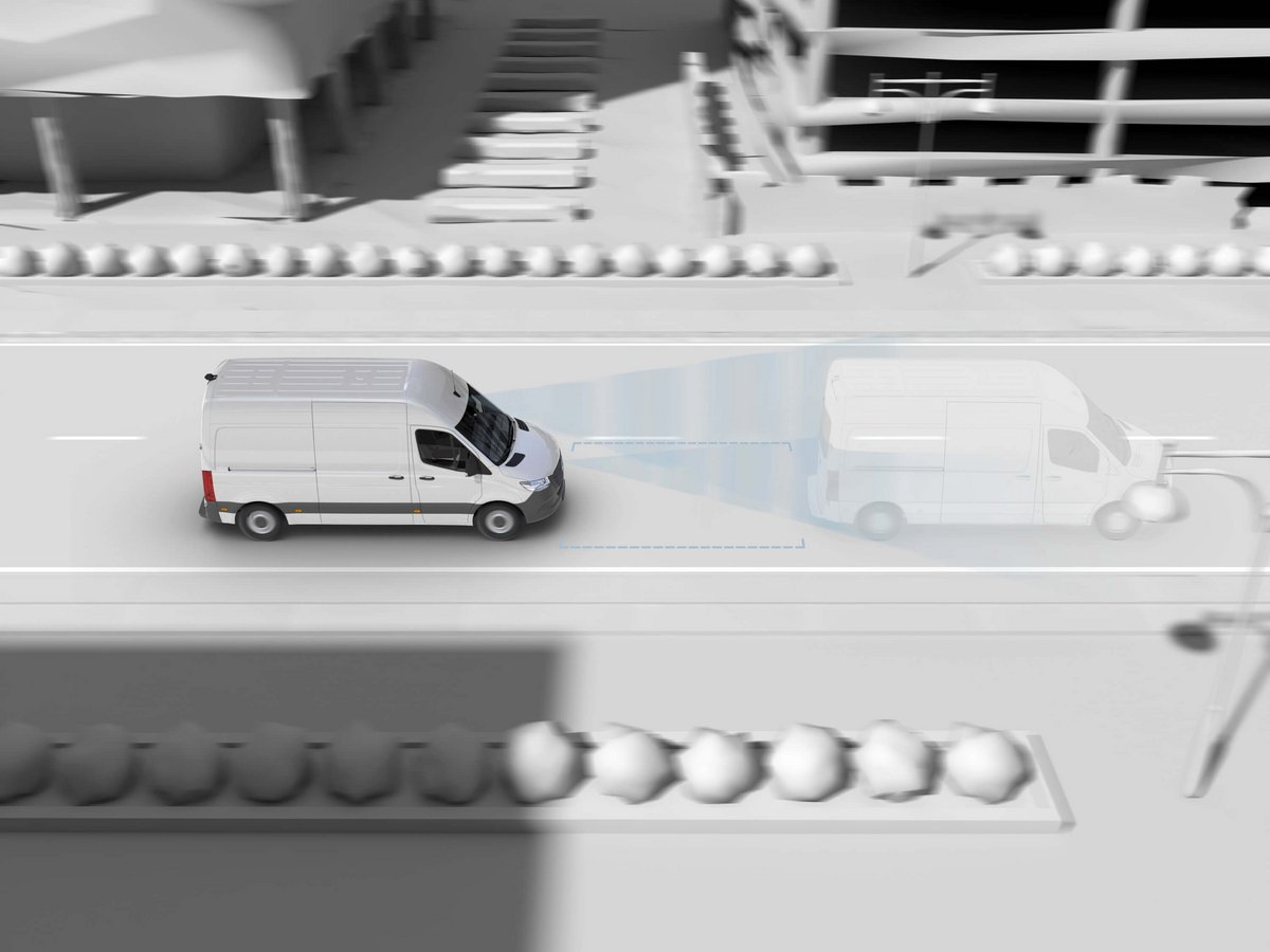 Grafische Demonstration des Bremsassistenten beim Mercedes- Benz Sprinter