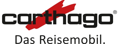 Carthago-Logo mit einem roten Pinselstrich hinter dem Schriftzug „Carthago“ und dem darunter in Schwarz gehaltenen Slogan „Das Reisemobil“, der die Worte „Starke Partner von Carthago – Qualität und Vertrauen“ hervorhebt.